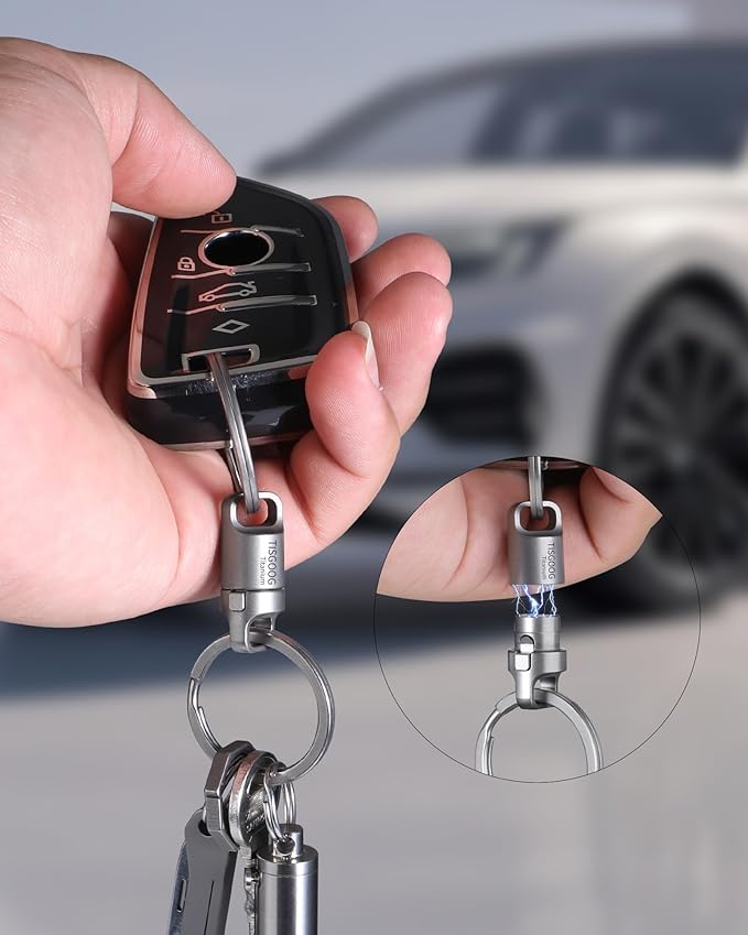Titanium Quick Release Keychain, Strong Magnetic Keychain for Car Keys, 360 ° Rotatable, Safely Lock, Rust-Proof