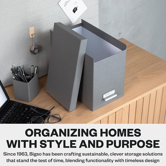 Bigso John Fiberboard Label Frame Desktop File Storage Box - Document Organizer for Important Paperwork - Durable Hanging File Box with a Lid & Metal Label Window - 7.36 x 13.38 x 10.51 in - Grey