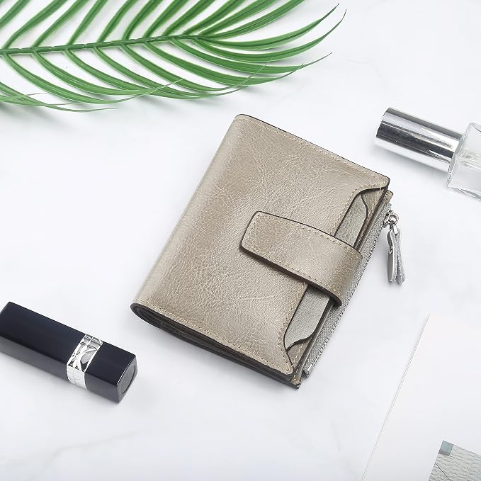 Lavemi Small Compact Women Wallet RFID Blocking Genuine Leather Bifold Purse with ID Windows