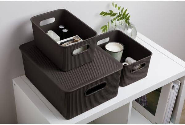 Decorative Plastic Basket Lidded Home Storage Bins Organizer Baskets, Large Brown (1 Pack - 15 Liter) Stackable Container Box, for Organizing Closet Storage Bins for Shelves - Ribbed Collection