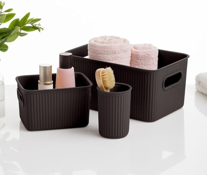 Decorative Plastic Basket Lidded Home Storage Bins Organizer Baskets, Medium Brown (1 Pack - 5 Liter) Stackable Container Box, for Organizing Closet Storage Bins for Shelves - Ribbed Collection