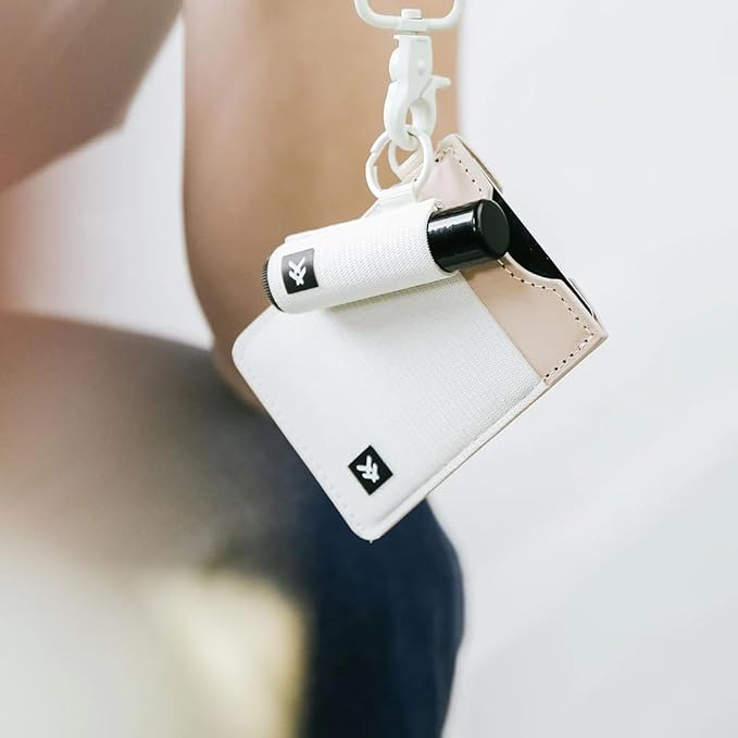 Thread Wallets Ultra Slim Minimalist Leather Card Holder Wallet (Off White)