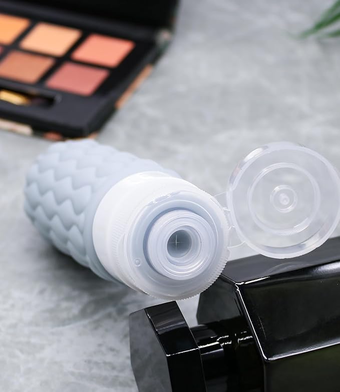 100 ml Silicone Travel Bottles for Toiletries with Labels/Clear Bag, Holiday Travel Essentials Leakproof Refillable Squeeze Travel Size Containers Set for Shampoo and Conditioner