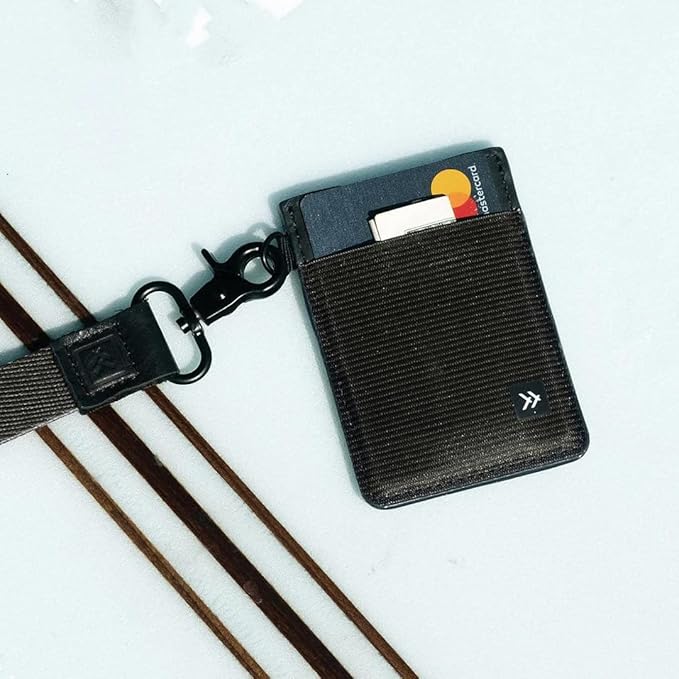 Thread Wallets Ultra Slim Minimalist Leather Card Holder Wallet (Black)