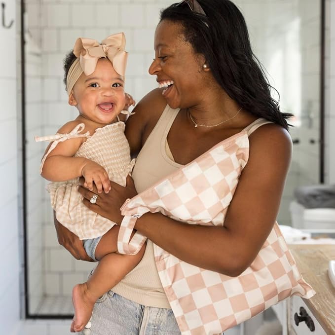 Tiny Twinkle Mess Proof Wet Bags | 2-Pack Reusable Waterproof Wet Bags for Swimsuits | Baby Clothes | Travel & Diaper Bag (Unisex Checkers)