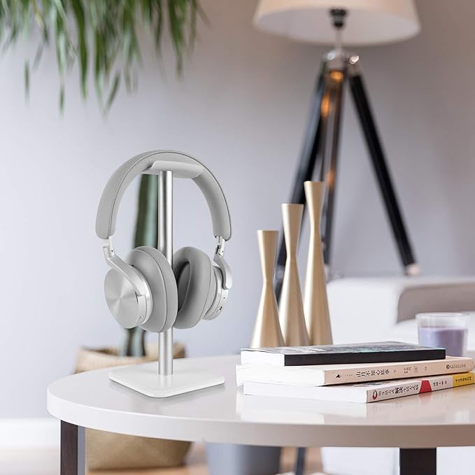GEEKRIA Aluminum Alloy Headphone Stand for Over-Ear Headphones, Gaming Headset Holder, Desk Display Hanger with Solid Heavy Base Compatible with Beats SoloPro, Bose QC35 (White)