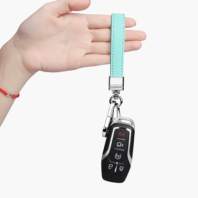 QBUC Genuine Leather Car Keychain,Universal Heavy Duty Metal Key Chain Accessories,Car Fob Key Keychain Holder with 360 Degree Rotatable Snap Swivel and Anti-Lost D-Ring for Men Women(Mint Green)