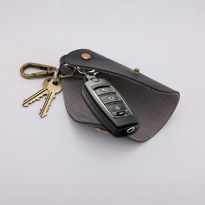BOXOB Leather Wrap Key Chain, 5.51x1.97x1.1in Black Key Holder Organizer with Keychain Compact & Stylish Portable Protective Leather Keychain Cover Pouch Case Sleeve Silencer