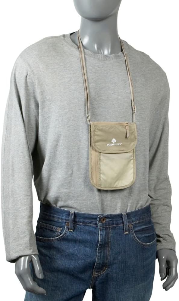 eagle creek TRAVEL GEAR Undercover Neck Wallet Deluxe, Khaki, One Size