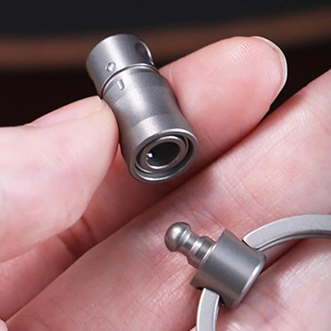 Titanium Quick Release Keychain, 360° Swivel Key Ring Clip with Double-End Lock, Heavy Duty EDC Key Holder for Men