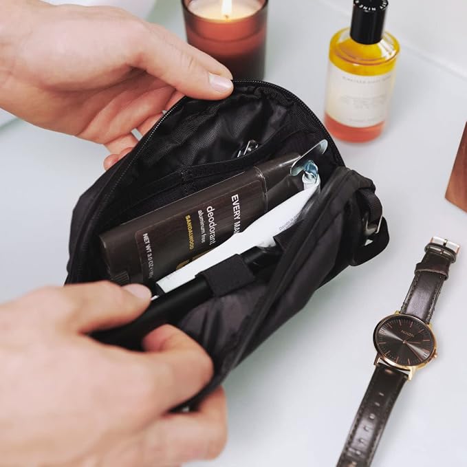 WANDRD Toiletry Bag, Medium - Makeup Organizer and Travel Bag for Travel Essentials