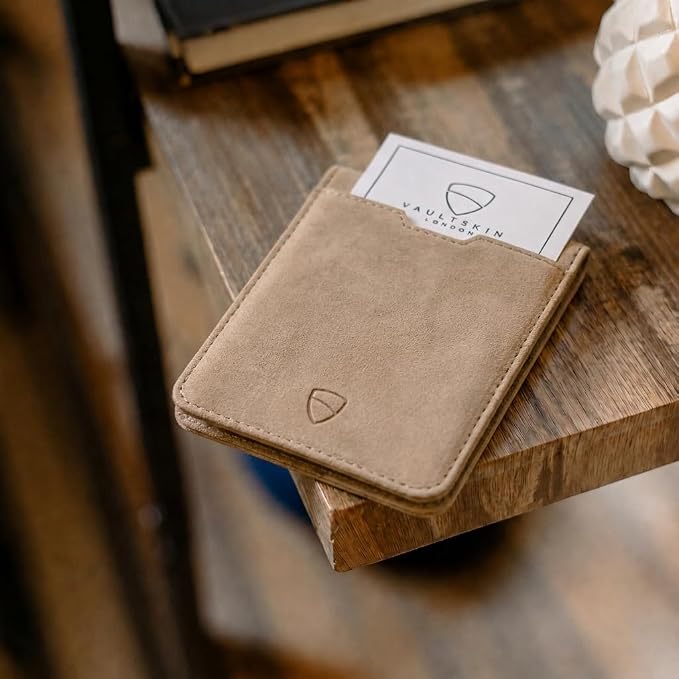 Vaultskin MANHATTAN Slim RFID Blocking Bifold Leather Wallet for Men - Men’s Leather Wallet, Front Pocket Minimalist Card Holder, Holds 9 Cards and Cash, Premium Italian Leather
