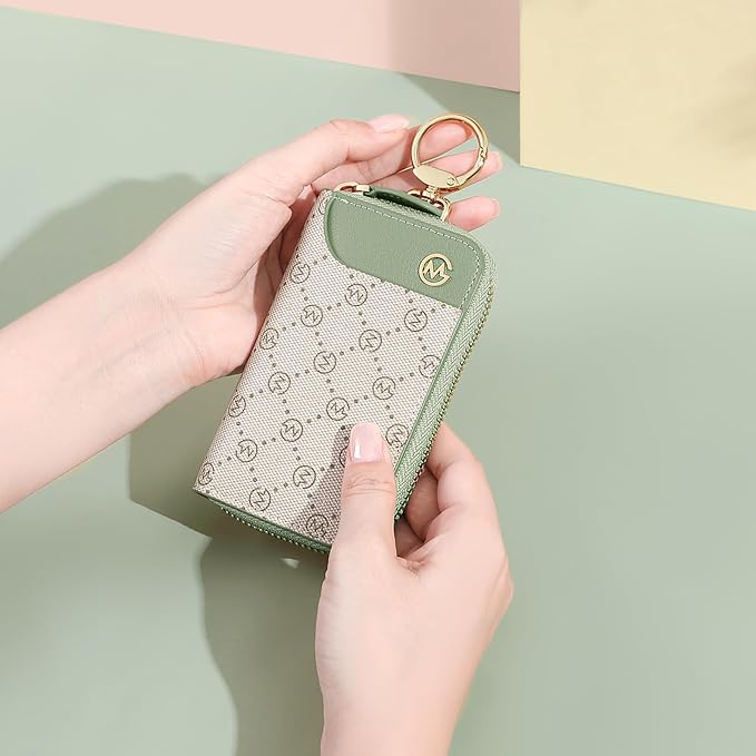 GOLF SUPAGS Women PVC Leather Car Key Chain Card Holder Wallet Pouch 6 Hook Snap Closure keys Money Organizer Case | Card Holder, 6 Hook, Snap Closure, keys, Money Organizer, Case