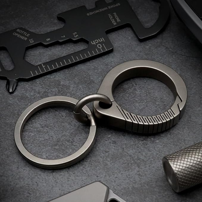 Titanium Key Holder Heavy Duty Quick Release Keychain Clip with Key Ring for Men and Women
