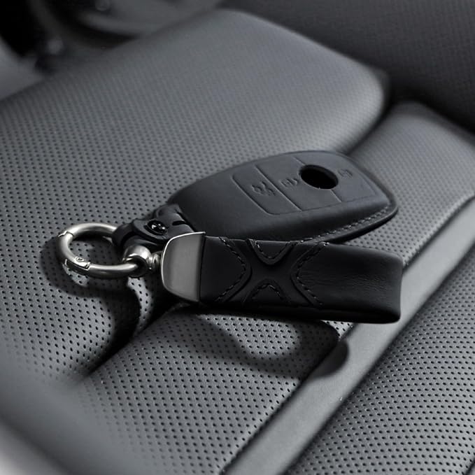 BETTERHUMZ Leather Suede Car Keychain,Key Chain Clip for Alcantara, Anti-Lost D-Ring for Men and Women Car Accessories