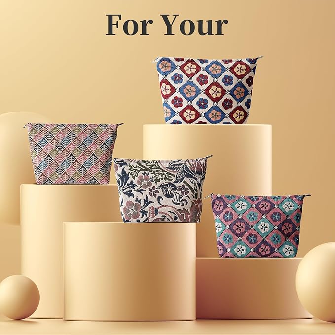 itgowisa Vintage Floral Cosmetic Bag for Women, Makeup Pouch for Purse, Elegant Toiletry Organizer for Mature Ladies & Moms, Classic Pattern, Small Travel Zipper Bag