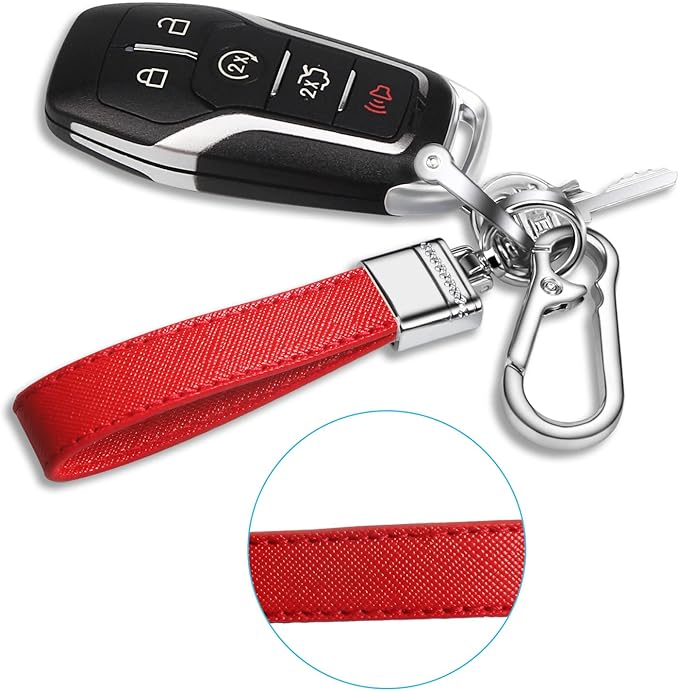 QBUC Genuine Leather Car Keychain,Universal Heavy Duty Metal Key Chain Accessories,Car Fob Key Keychain Holder with 360 Degree Rotatable Snap Swivel and Anti-Lost D-Ring for Men Women（Red）