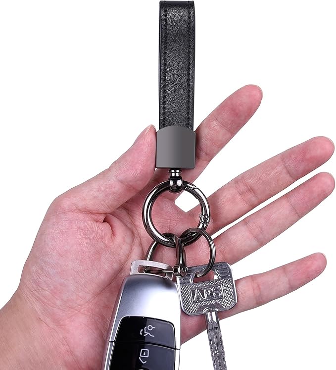 Wisdompro Genuine Leather Car Keychain, Universal Heavy Duty Key Fob Keychain Leather Key Chain Holder for Men and Women