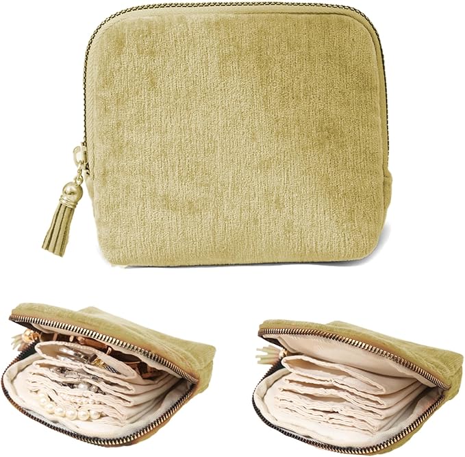 Small Jewelry Travel Case, Portable Travel Jewelry Organizer Soft Velvet Organizer Pouch Mini Travel Jewelry Bag with Zipper for Earring Crystal Bracelet Ring,Anti-Scratch(Grass Green)