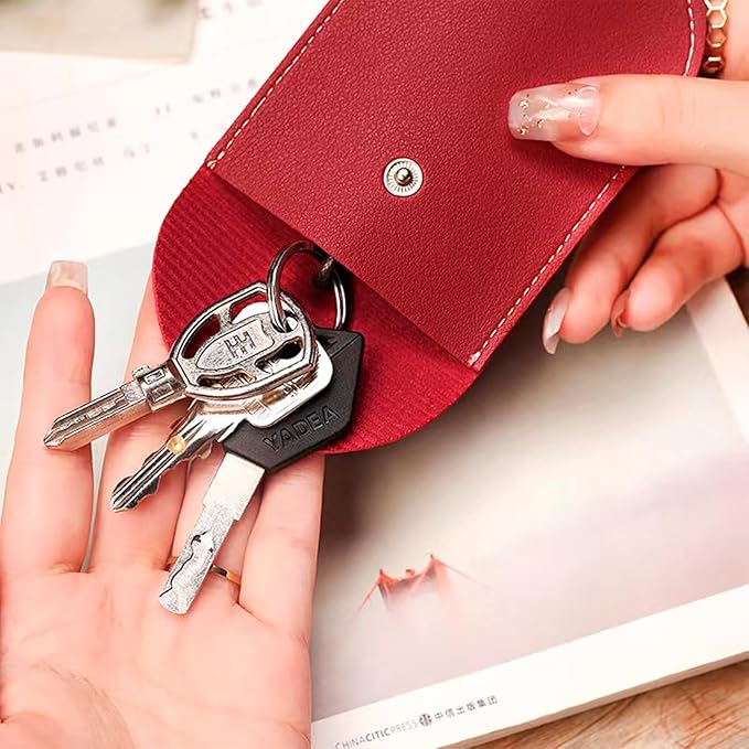 Protective Pull Out Key Case, 4PCS Creative Key Cover Case, PU Leather Large-Capacity Car Key Pull Out Key Case Not Easy to Slip Key Pouch