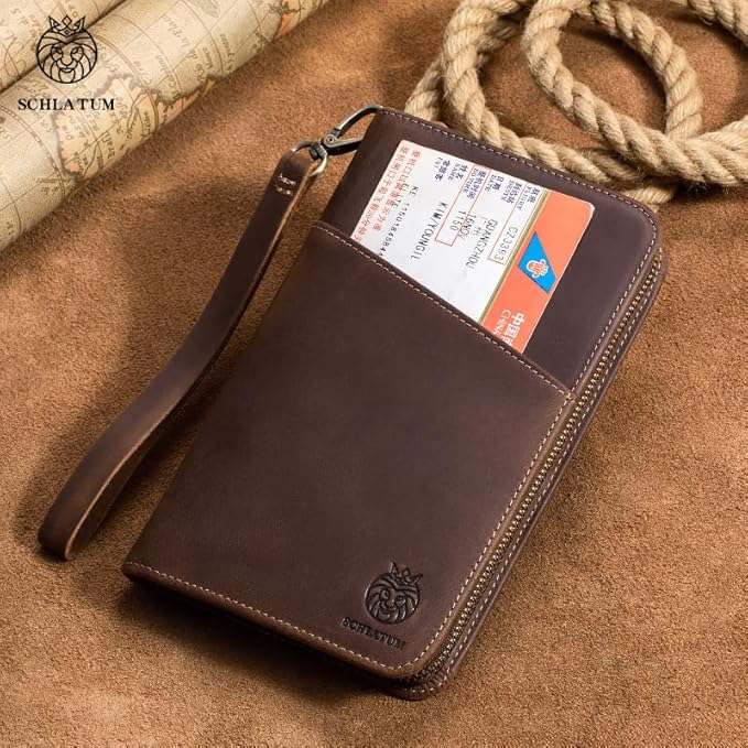 Leather Family Passport Holder RFID Blocking Vintage Zipper Large Capacity Travel Wallet with 6 Passport Slots & Wristlet