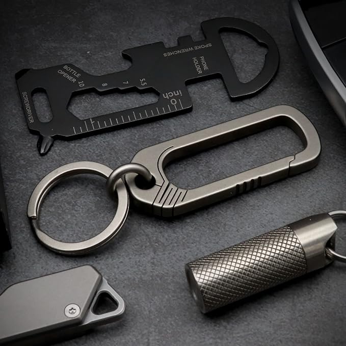 Titanium Key Holder Heavy Duty Quick Release Keychain Clip with Key Ring for Men and Women