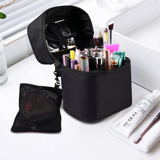 Makeup Bag Travel Cosmetic Bag 7.5x5.5x4.4 Inch Makeup Brush Holder Organizer Cute Portable Artist Toiletry Storage Bag Cosmetics Case for Women (Black)