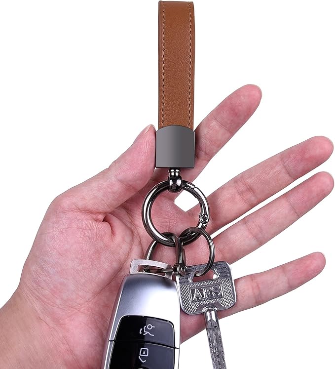 Wisdompro Genuine Leather Car Keychain, Universal Heavy Duty Key Fob Keychain Leather Key Chain Holder for Men and Women