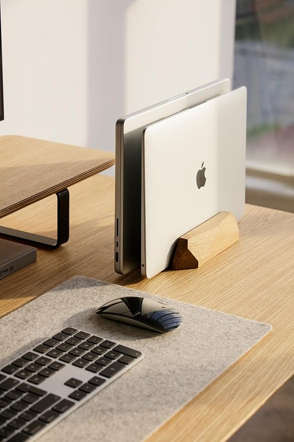 Oakywood Dual Laptop Dock, Vertical Laptop Stand Wood, Laptop Stand for Desk, Desk Organizer, Vertical Laptop Holder, Compatible with All MacBook Pro Air iPad, for 2 Device ??7,1x4,5x1,6?? Oak