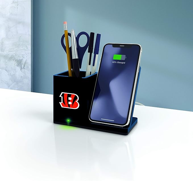 SOAR NFL Unisex Wireless Charging Stand and Desktop Organizer