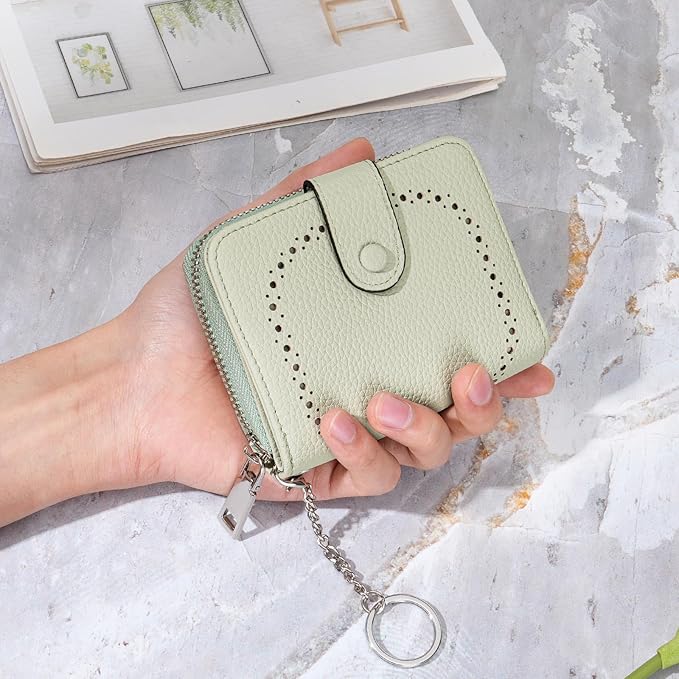 GAEKEAO Women's Leather Wallet RFID Blocking Card Holder with Many Compartments Small Purse with Zipper Key Chain Wallets