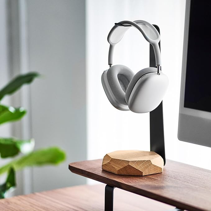 Oakywood 2-in-1 Wooden Headphone Stand with Wireless Charging - Wood Headphone Holder ??Stainless-Steel Base ??Handcrafted Headphones Stand for Desk - Qi-Compatible Wireless Charging ??Oak