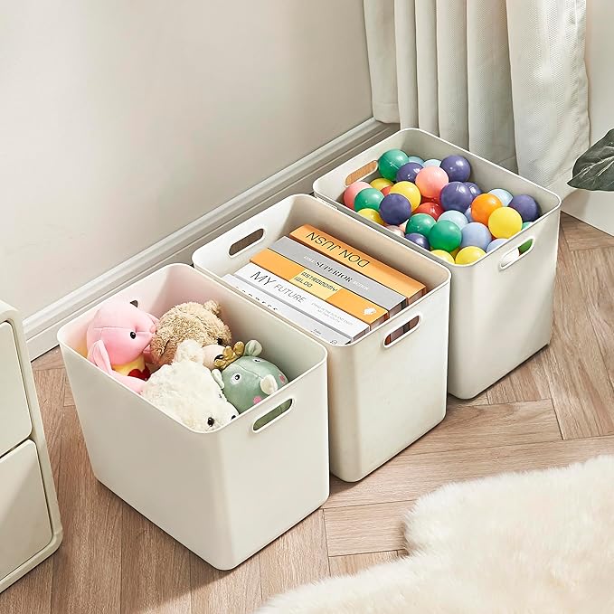 10 pack large plastic White storage bins with Lids, Toy Box Chest with Handle，Organizer Containers Baskets for Baby,Nursery，Shelves，Playroom, Bedroom，Office,Closet，home (White, 5XL+5S)