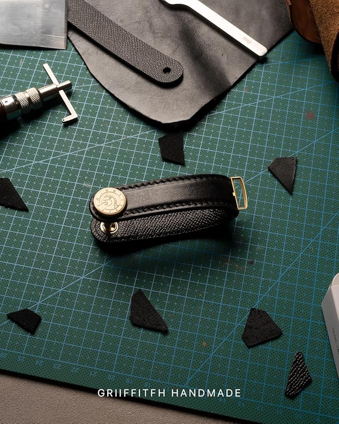 Leather Key Organizer Key Chain for Men Women, Compact Key Holder Keychain - Minimalist Key Case Secures 3-14 Keys