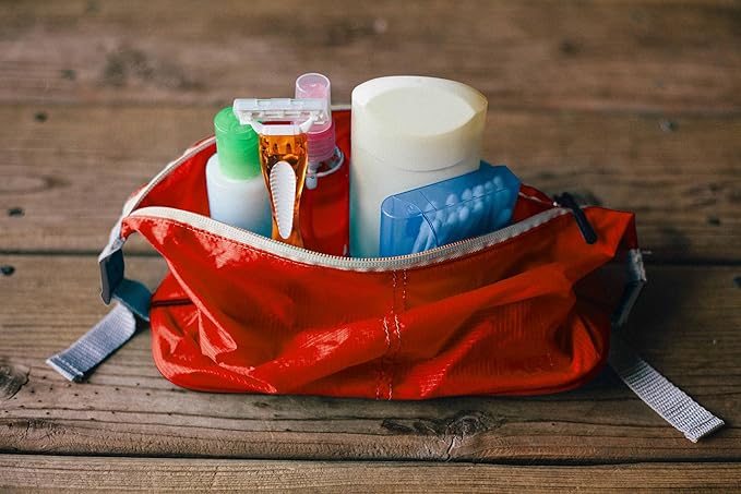 Lewis N Clark Electrolight Toiletry Kit for Travel, Gym, Bathroom, TSA Approved Waterproof Toiletry Bag with Hanging Straps and Non-Slip Bottom