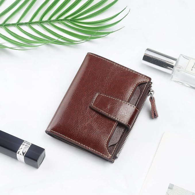 Lavemi Small Compact Women Wallet RFID Blocking Genuine Leather Bifold Purse with ID Windows