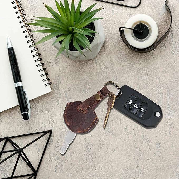 Handmade Leather Keyholder, Keychain, Keyring, Vintage Brown Key Sleeve, Stylish Key Ring Holder, Elegant Leather Key Cover, Durable Key Accessories, Handcrafted LeatherKey Case