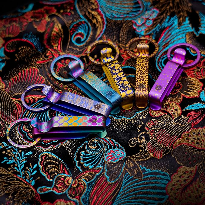 KeyUnity KM00 Titanium Belt Loop Keychain Clip Double Side Quick Release Key Holder with Detachable Key Ring