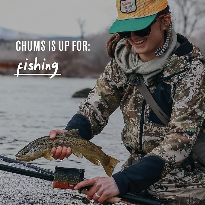 Chums Surfshorts Wallet - Lightweight Slim Wallet with RFID Blocking Card & Clear ID Window - Zippered, Water Resistant w/Key Ring